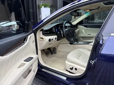 Maserati Quattroporte