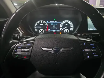Genesis EQ900