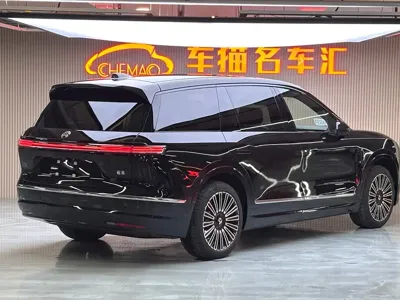 Nio ES8