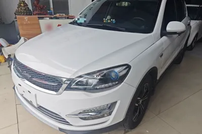 Zotye Domy X5