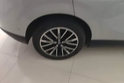 Leapmotor B10