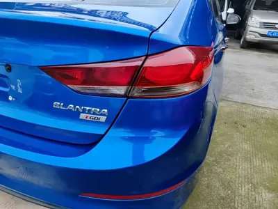 Hyundai Elantra