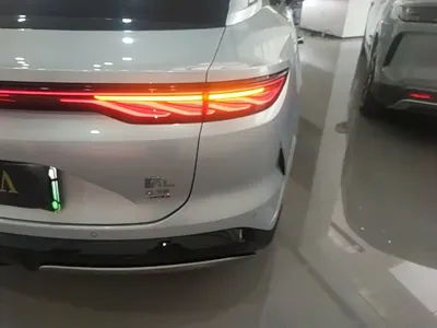 BYD 汉L