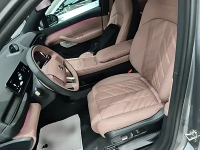 Nio EC6