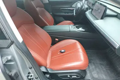 Xpeng P7