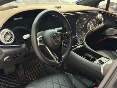 Mercedes-Benz EQS
