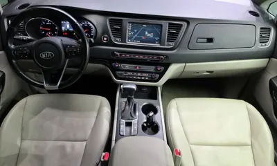 Kia Canival