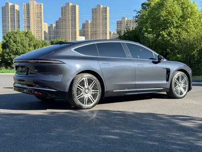 Nio ET9