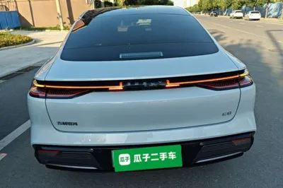 Geely Galaxy E8