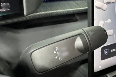 Xpeng P7