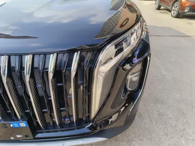 Hongqi HS7 PHEV