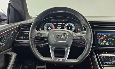 Audi SQ8