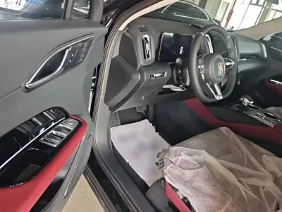 Hongqi Hongqi HS3 PHEV