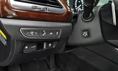 Genesis EQ900