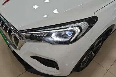 Hongqi E-HS3