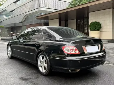 Toyota Reiz