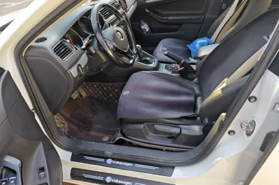 Volkswagen Sagitar