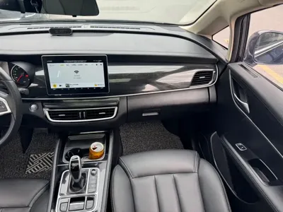 BYD MAX