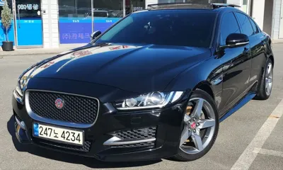 Jaguar XE