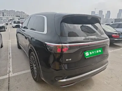 AITO 问界 AITO M8