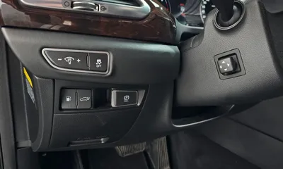 Genesis EQ900