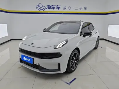 Lynk & Co 03