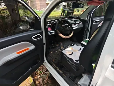 Wuling MINIEV