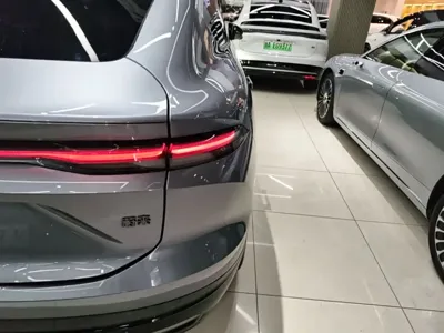Nio EC6
