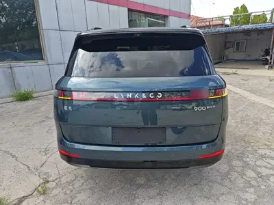 Lynk & Co 领克900