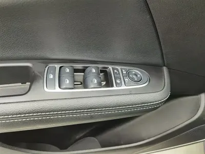 BYD MAX