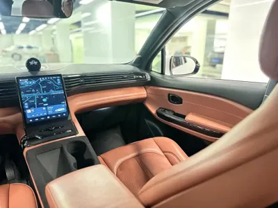 Nio EC6