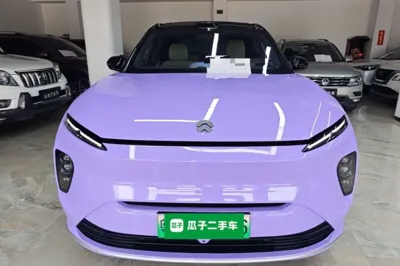 Nio ES8