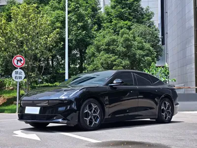 Lynk & Co Z10