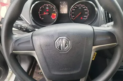 MG 5