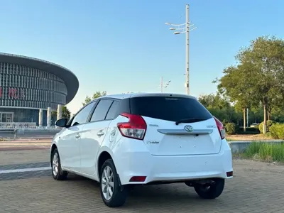 Toyota Yaris L
