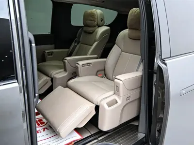 Li Auto Li MEGA