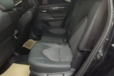 Toyota Crown Kluger