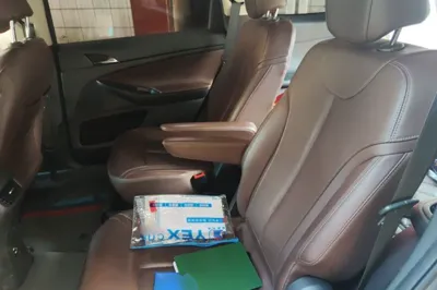 Buick GL6