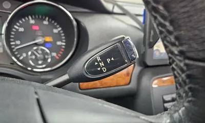 Mercedes-Benz R-Class