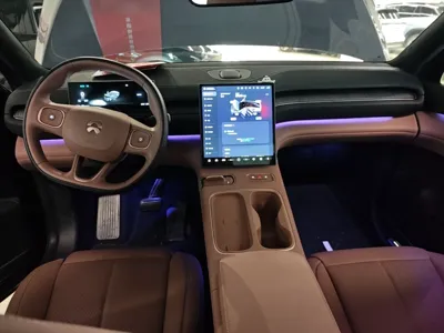 Nio EC6