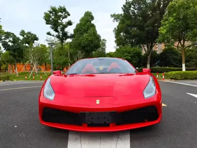 Ferrari 488