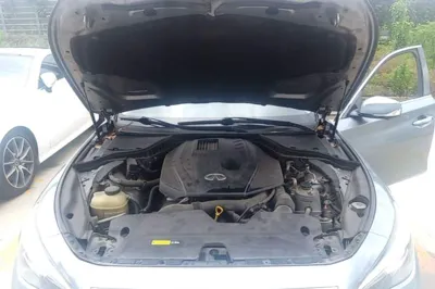 Infiniti Q50L