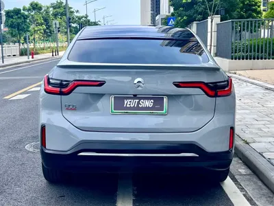 Nio EC6