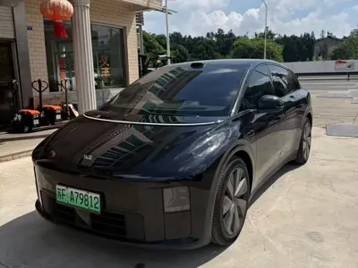 Li Auto 理想i6