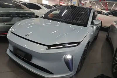 Nio ET5T