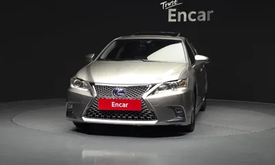 Lexus CT200h