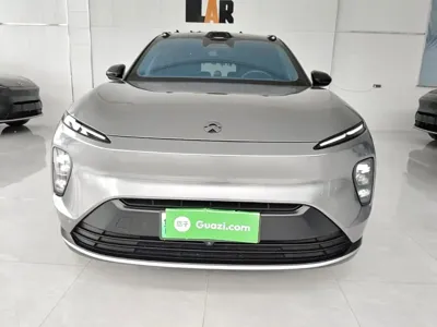 Nio ES8