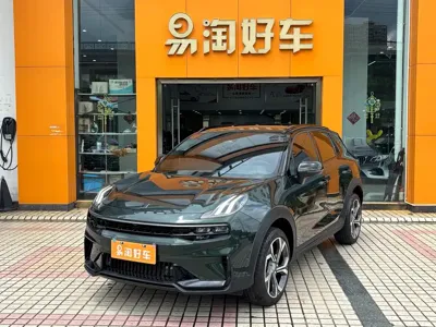 Lynk & Co 06
