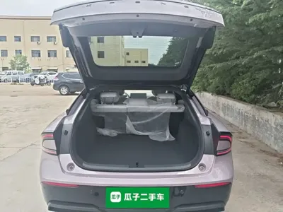 Xpeng P7+