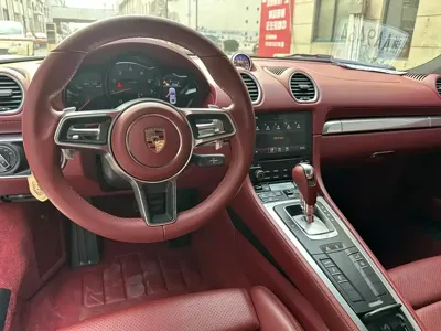 Porsche 718